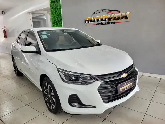 Carro Chevrolet Onix Plus 2023 Premier 1.0 Turbo (Aut.)