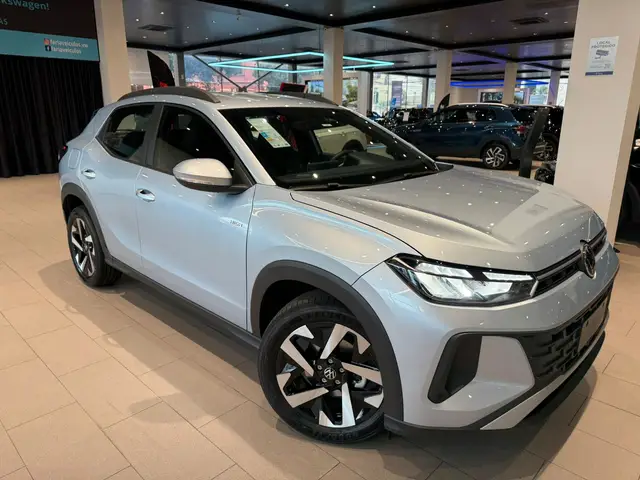 Carro Volkswagen Tera 2026 High