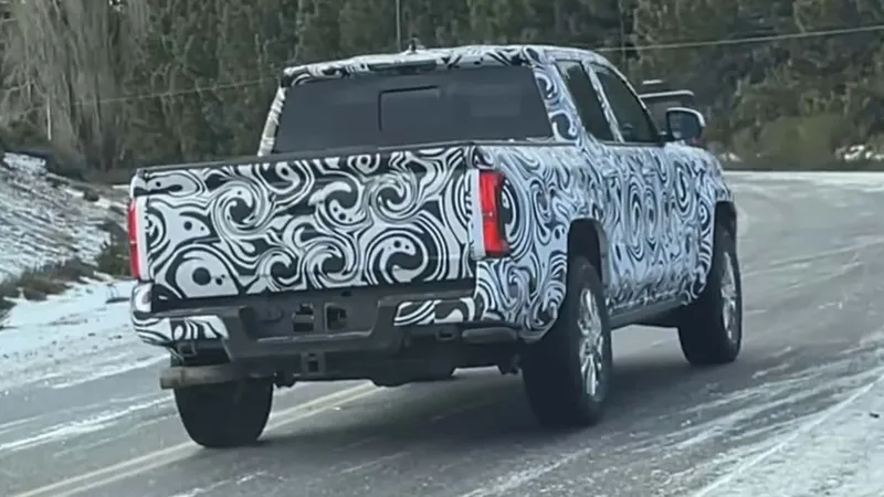 Toyota testa nova picape na Argentina que pode esconder segredo da Hilux