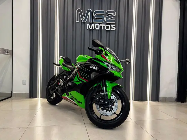 Moto Kawasaki Ninja 2024 Zx 4r