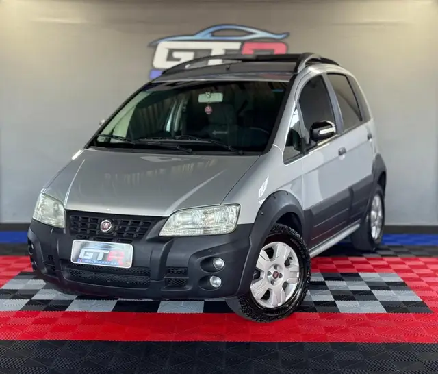 Carro Fiat Idea 2010 Adventure 1.8 (Flex)