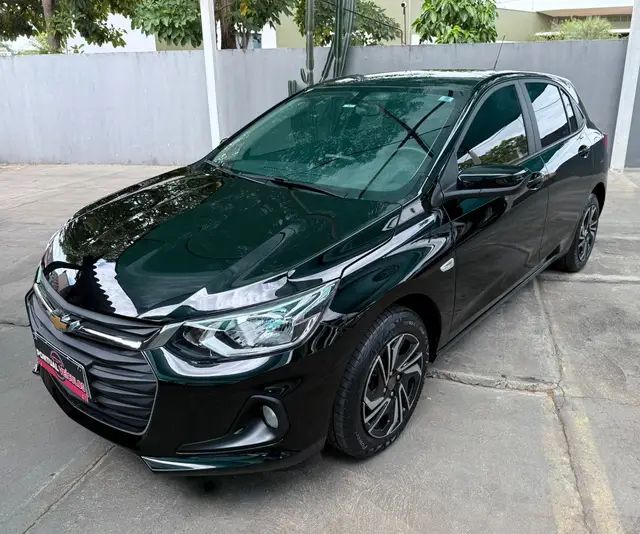 Carro Chevrolet Onix 2024 LT 1.0
