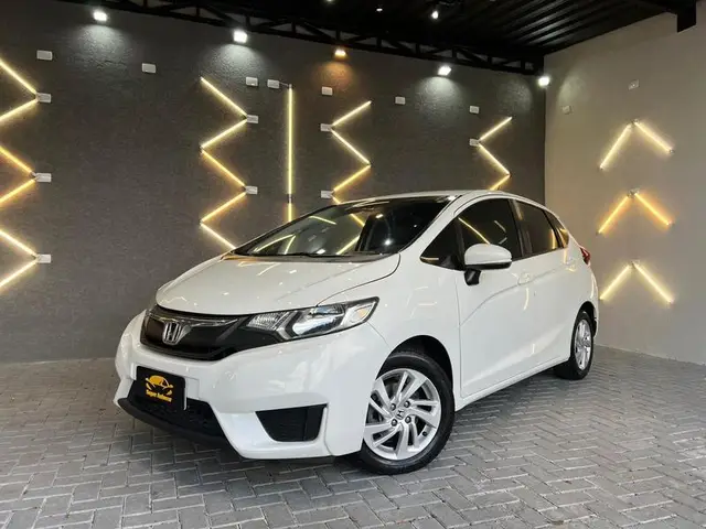 Carro Honda Fit 2015 1.5 16v LX CVT (Flex)
