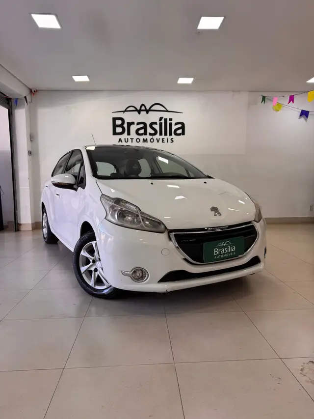 Carro Peugeot 208 2015 Allure 1.5 8V (Flex)