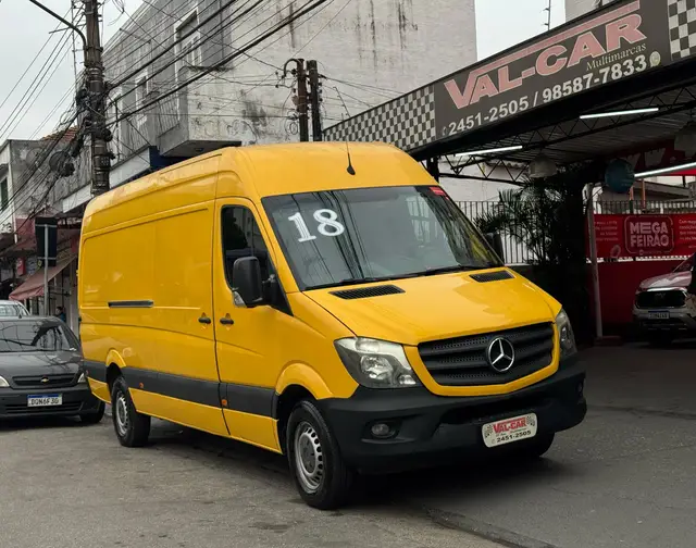 Carro Mercedes-Benz Sprinter 2018 Chassi 313 CDI Street  Extra-Longo