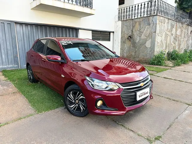 Carro Chevrolet Onix 2024 LT 1.0