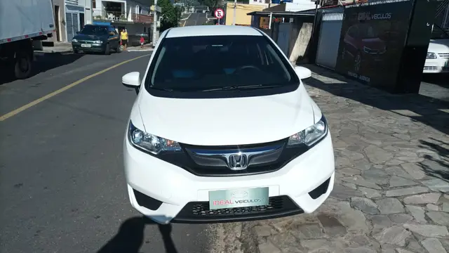 Carro Honda Fit 2017 1.5 16v LX CVT (Flex)