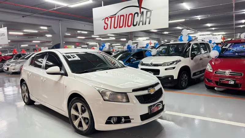 Chevrolet Cruze Sport6 LT 1.8 16V Ecotec (Flex)
