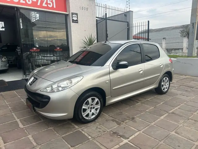 Carro Peugeot 207 2010 Hatch XR 1.4 8V (flex) 4p