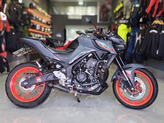 Moto Yamaha MT-03 2023 ABS