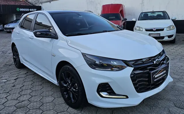 Carro Chevrolet Onix 2023 RS 1.0 Turbo (Aut.)
