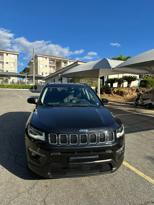 Carro Jeep Compass 2021 2.0 Longitude 4x2 (Aut) (Flex)