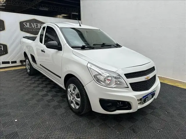 Carro Chevrolet Montana 2013 LS 1.4 (Flex)