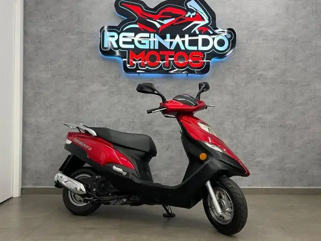 Moto Suzuki Burgman 2014 125i