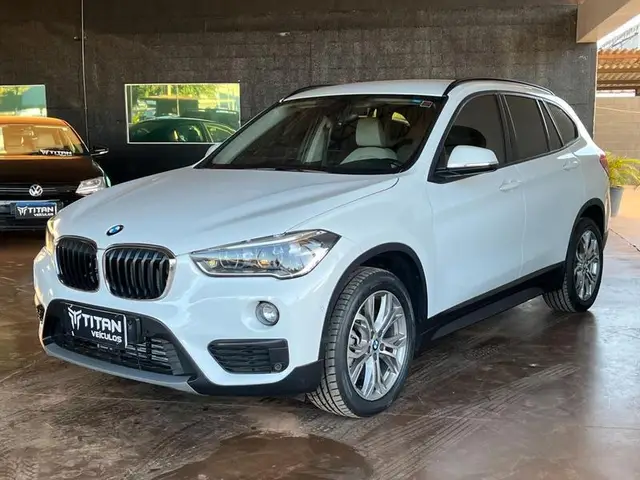 Carro BMW X1 2019 2.0 sDrive20i X-Line ActiveFlex