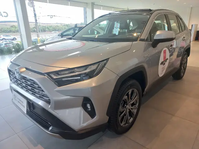 Carro Toyota RAV4 2022 SX Connect Hybrid 2.5 L AWD