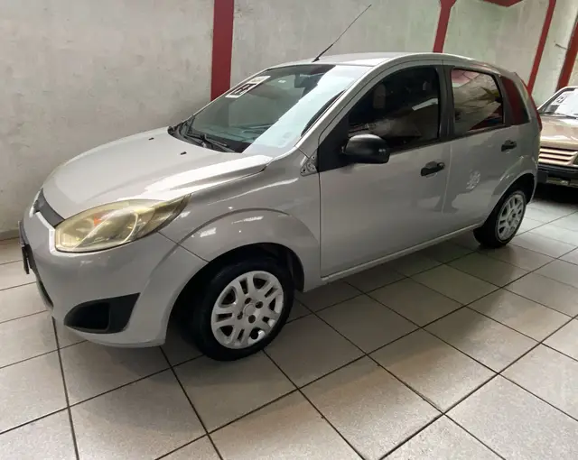 Carro Ford Fiesta Hatch 2011 1.0 (Flex)