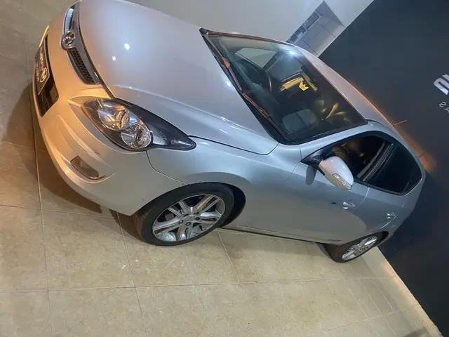 Carro Hyundai i30 2010 GLS 2.0 16V Top (aut.)