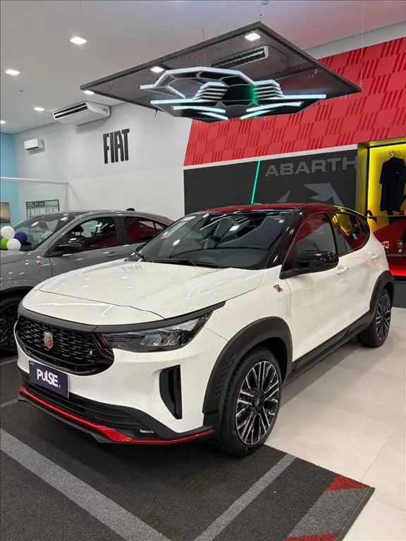 Carro Fiat Pulse 2025 Abarth Turbo 270 1.3