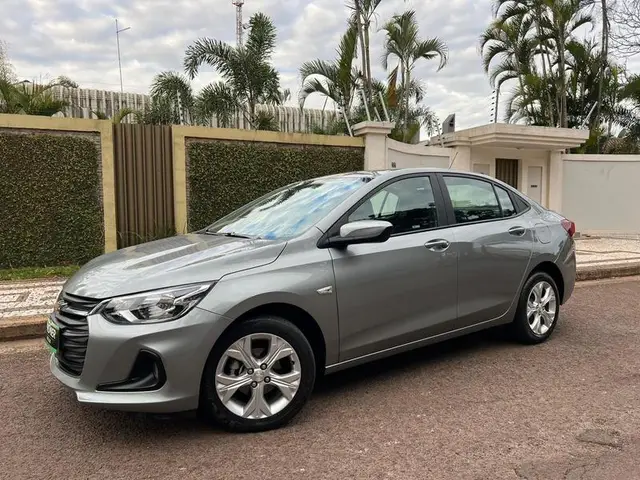 Carro Chevrolet Onix 2024 RS 1.0 Turbo (Aut.)