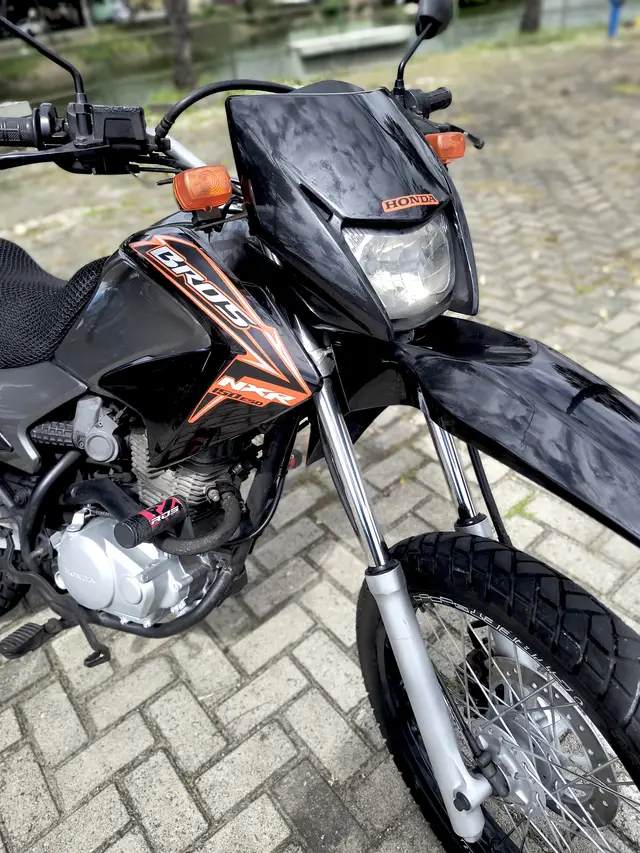 Moto Honda NXR 150 2011 Bros ESD