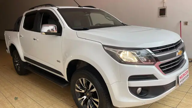 Carro Chevrolet S10 Cabine Dupla 2019 S10 2.5 ECOTEC SIDI LTZ 4x2 (Cabine Dupla) (Aut)