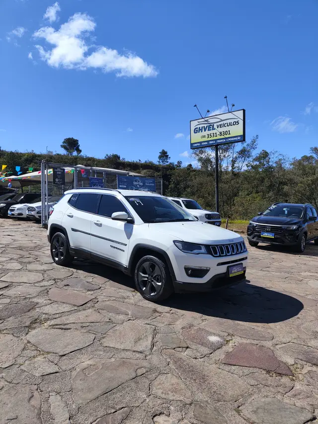 Carro Jeep Compass 2017 2.0 Longitude 4x2 (Aut) (Flex)