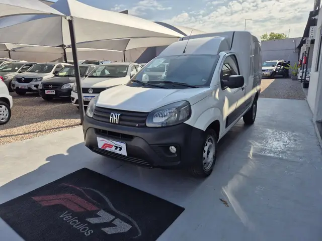 Carro Fiat Fiorino 2023 1.4 Endurance (Flex)