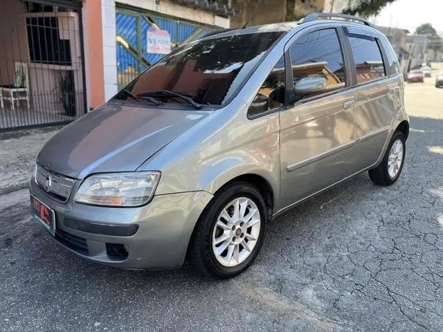 Carro Fiat Idea 2010 ELX 1.4 (Flex)