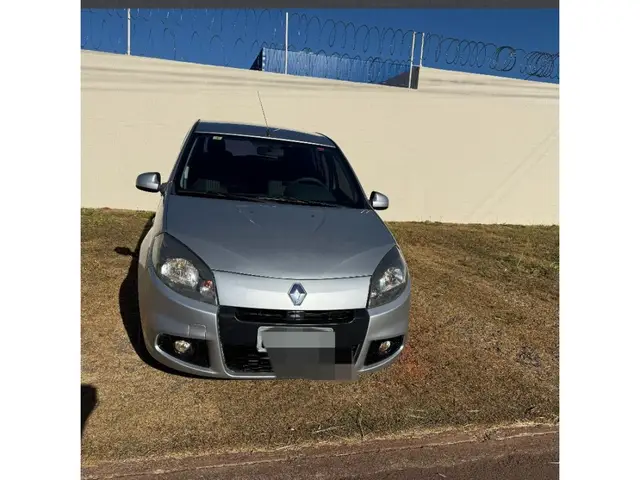 Carro Renault Sandero 2014 Expression 1.0 16V (flex)