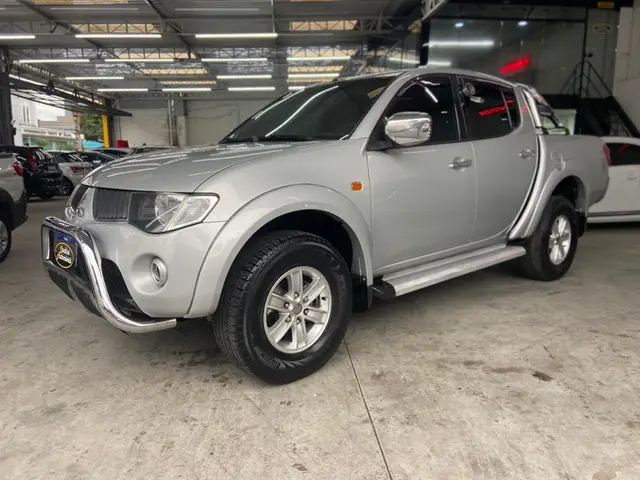 Carro Mitsubishi L200 Triton Sport 2010 L 200 Triton HPE 4x4 3.2 (aut) (cab. dupla)
