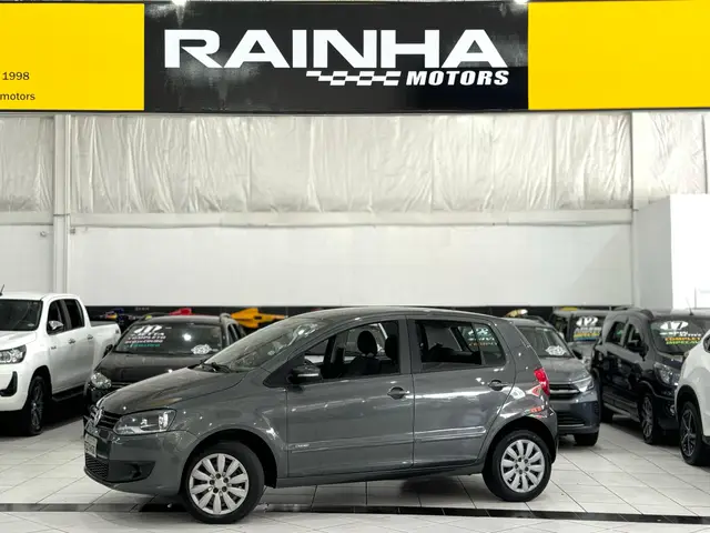 Carro Volkswagen Fox 2014 1.6 VHT (Flex)