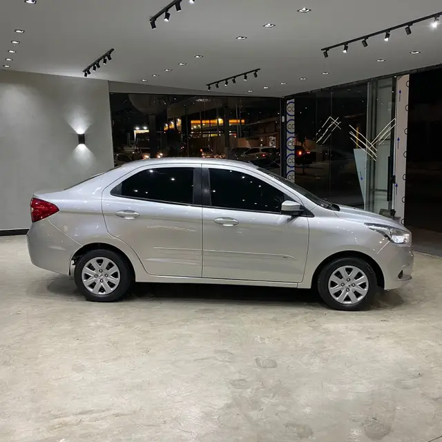 Carro Ford Ka Sedan 2015 SE 1.0 (Flex)