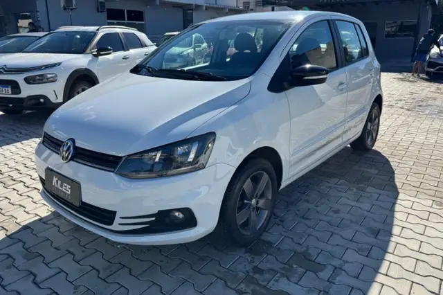 Carro Volkswagen Fox 2019 1.6 MSI Connect (Flex)