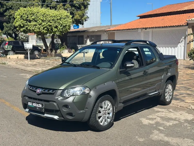 Fiat Strada Adventure 1.8 16V (Flex) (Cabine Dupla)