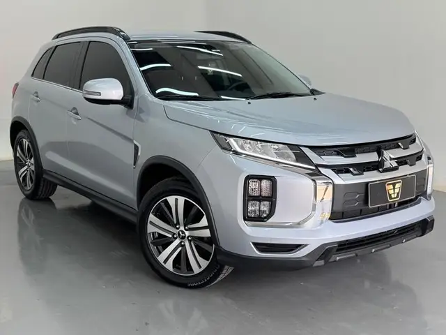 Carro Mitsubishi Outlander 2022 2.0 HPE CVT