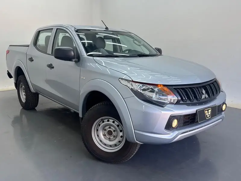 Mitsubishi L200 Triton GL 2.4 Turbo