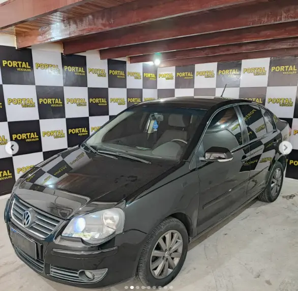 Carro Volkswagen Polo Sedan 2010 Comfortline 2.0 (Flex)