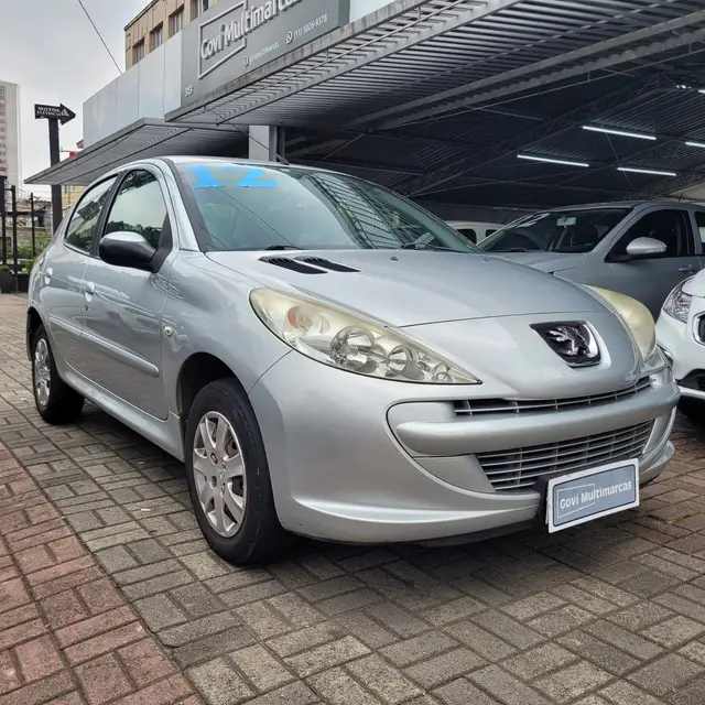 Carro Peugeot 207 2012 Hatch XR 1.4 8V (flex) 4p