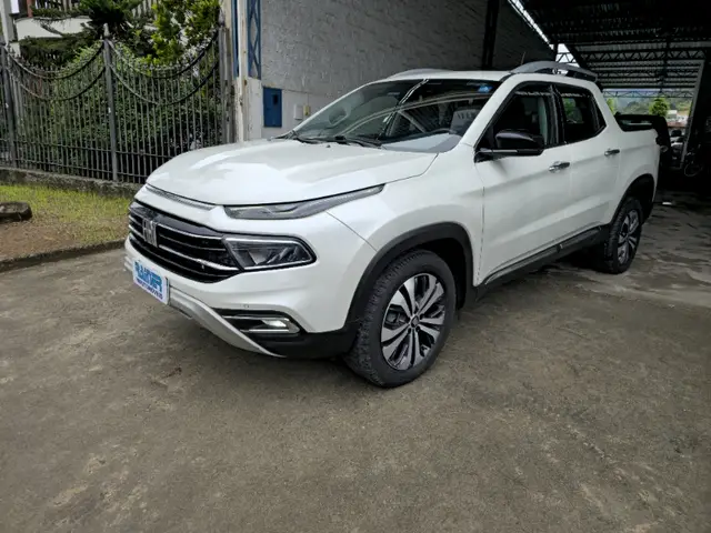 Carro Fiat Toro 2023 Volcano 2.0 TDI 4x4 (Aut)
