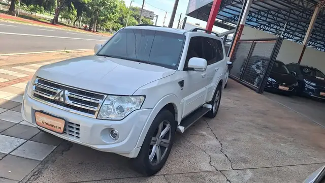 Carro Mitsubishi Pajero Full 2014 3.2 DI-D 3D HPE 4WD