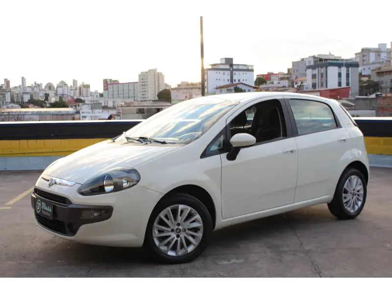 Fiat Punto Essence 1.6 16V (Flex)