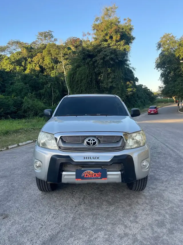 Carro Toyota Hilux Cabine Dupla 2009 Hilux 2.7 SR CD 4x2 (Flex)
