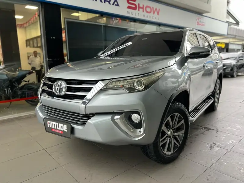Toyota SW4 2.8 TDI SRX 7L 4x4 (Aut)