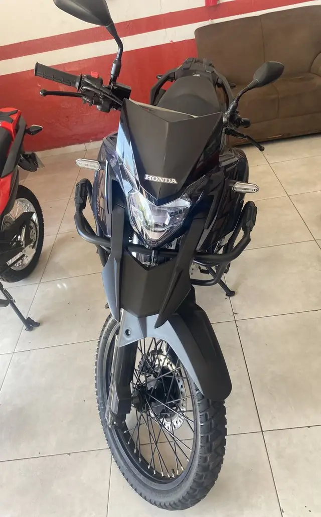 Moto Honda XRE 300 2023 ABS