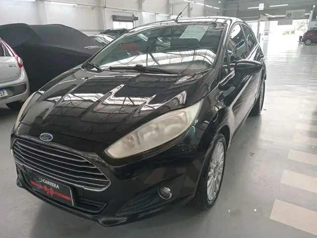 Carro Ford Fiesta Hatch 2014 Titanium Powershift 1.6 (Flex)