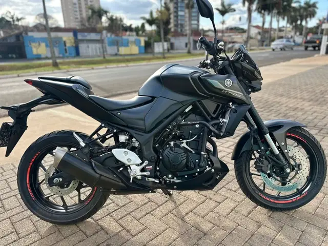 Moto Yamaha MT-03 2022 ABS