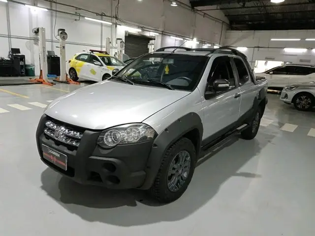 Carro Fiat Strada 2012 Adventure 1.8 16V (Flex) (Cabine Dupla)