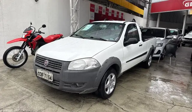 Carro Fiat Strada 2013 Working 1.4 (Flex)