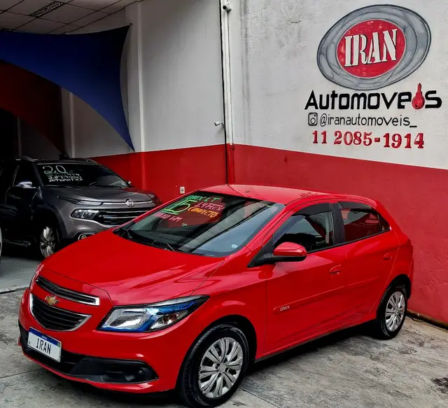 Carro Chevrolet Onix 2015 1.4 LT SPE/4